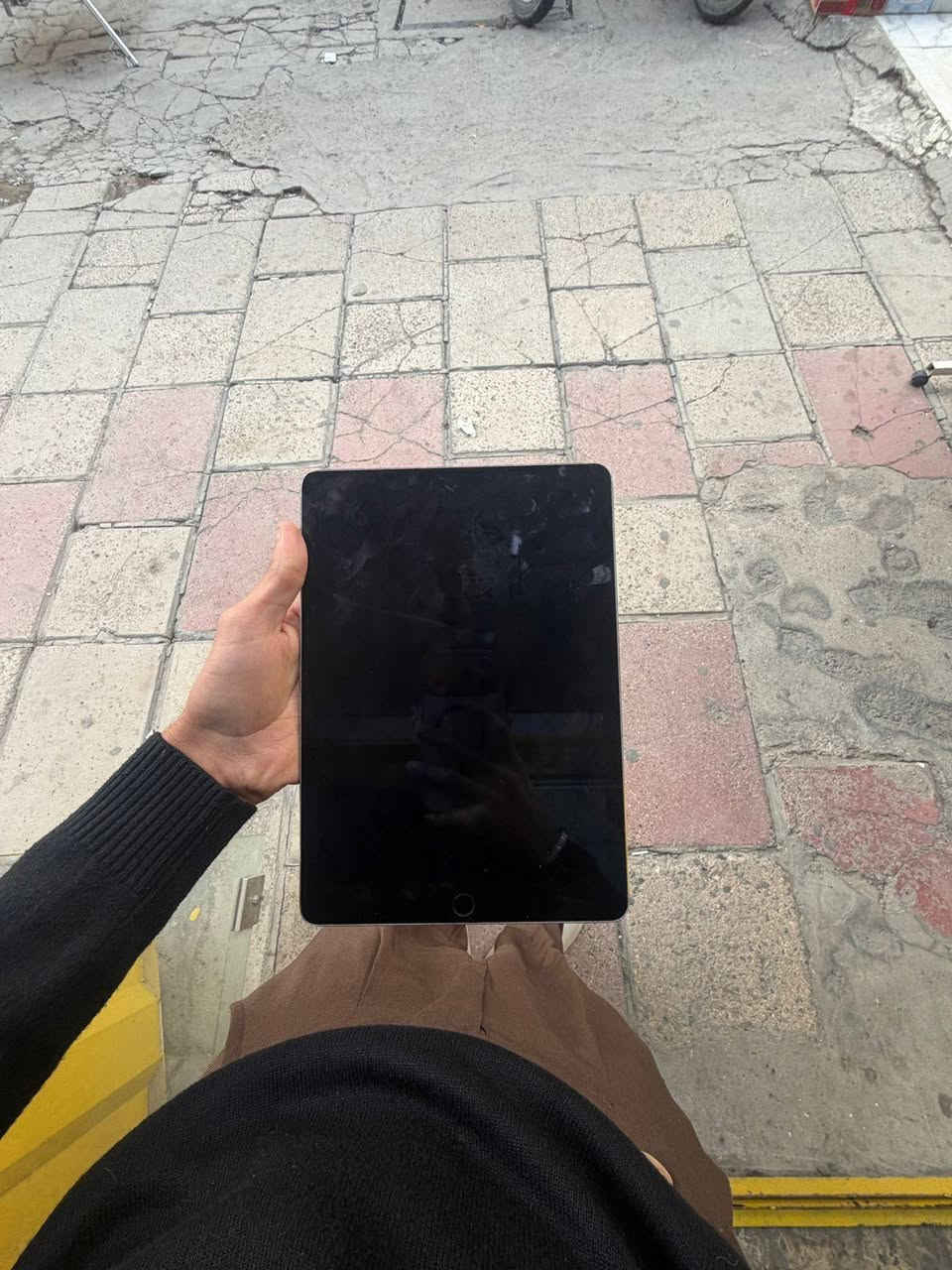 السلام عليكم أقره الوصف
ايباد اير 2
بطاريه 90
ذاكره128
العسر 125
والمكان بغداد
الرقم ***********
الايباد نضيف تجي تشوفه نضافته100/100
