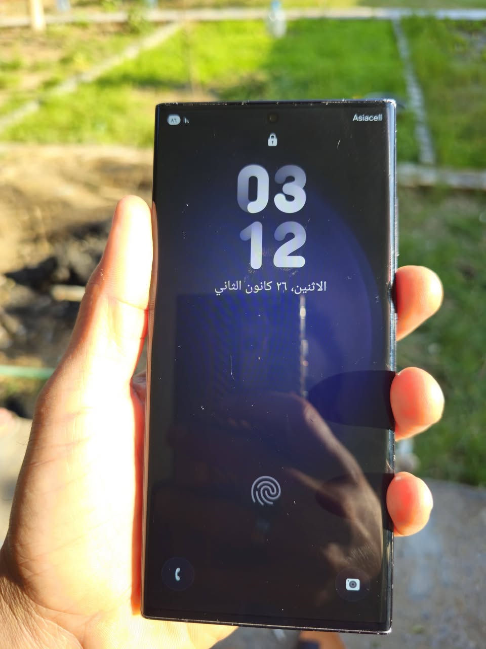 سامسونج اس 23 الترا شرق اوسط بي نقطتين بالشاشة موضحات للبيع بدون ملحقات مكاني البصرة المطيحة *********** السعر 550
