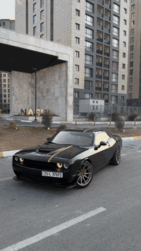 السلام عليكم 
ترهم مراوس ب ارتي شعندك 
جالنجر اورنج ادشن 🍊 2023

Last call النداء الاخير اورنج ادشن 

السيارة مختمه بكل مكان 

فول فول فول من كلشي عدا الفتحه 

فجوج برمبو 6 بستم دبلات صفر srt 
 ويلات فيراده اصلي من امريكا 

رادار امامي و خلفي 

كشنات الكنتارا و جلد 

كشنات تطريز 

تدفئة و تبريد كشنات 

تدفئة ستيرن 

ستيرن تحكم كهرباء 

مري قلاب 

دشبول خياط + ابواب خياط 

خزن ميموري 

مري اوتو ديم 

سستم صوت الباين 

شفتات بالستيرن 

سستم كاربون 

اضاىة دشبول متغير 

السيارة جديدة و ريحة الشركة بيها و كلش مصروف عليها وبيه كومه مواصفات شنو الي بالك موجود افول شي بالشركة  

ماشيه 42 ميل حادث قطتعين جاملغ و بنيد حادث سطحي من فوك بدون شاصي ولغد مكفول و جاملغ ورا كلير اجه من امريكا السيارة سليمانيه تحويل وكاله حاضر شرط الفحص 
السعر 187 وبيها مجال بسيط جوه السوك بلعافية ع ياخذها ♥️😍
مكاني بغداد 📍
*********** متوفر واتساب
