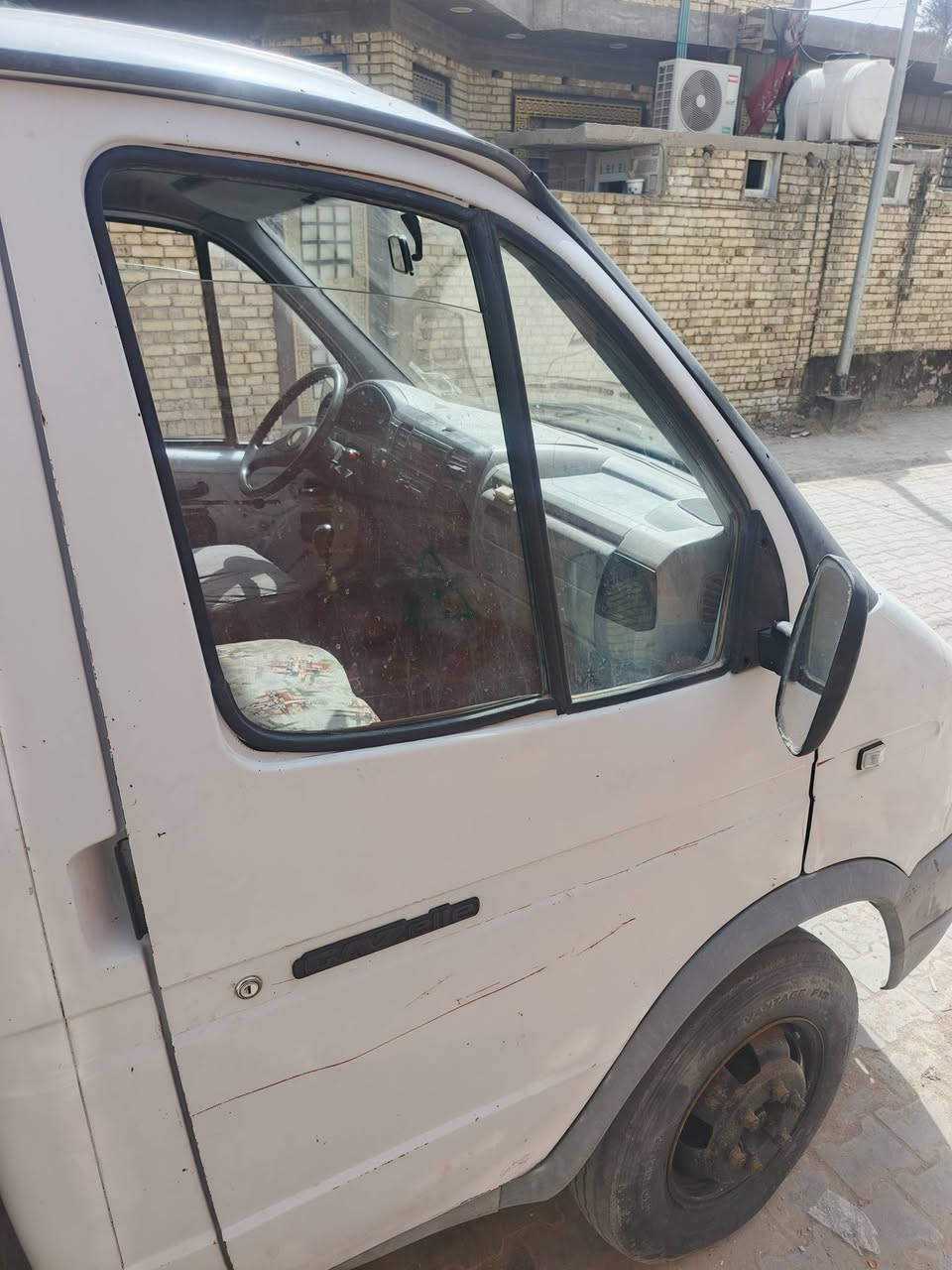 السلام عليكم سيارة كازيل 2003 رقم قادسية سنوية ل 29  السيارة نضيفة وغراضها كلهن مبدلهن قبل شهرين كهربائيات كلها شغالة مكاني الديوانية سعرها 28
***********
