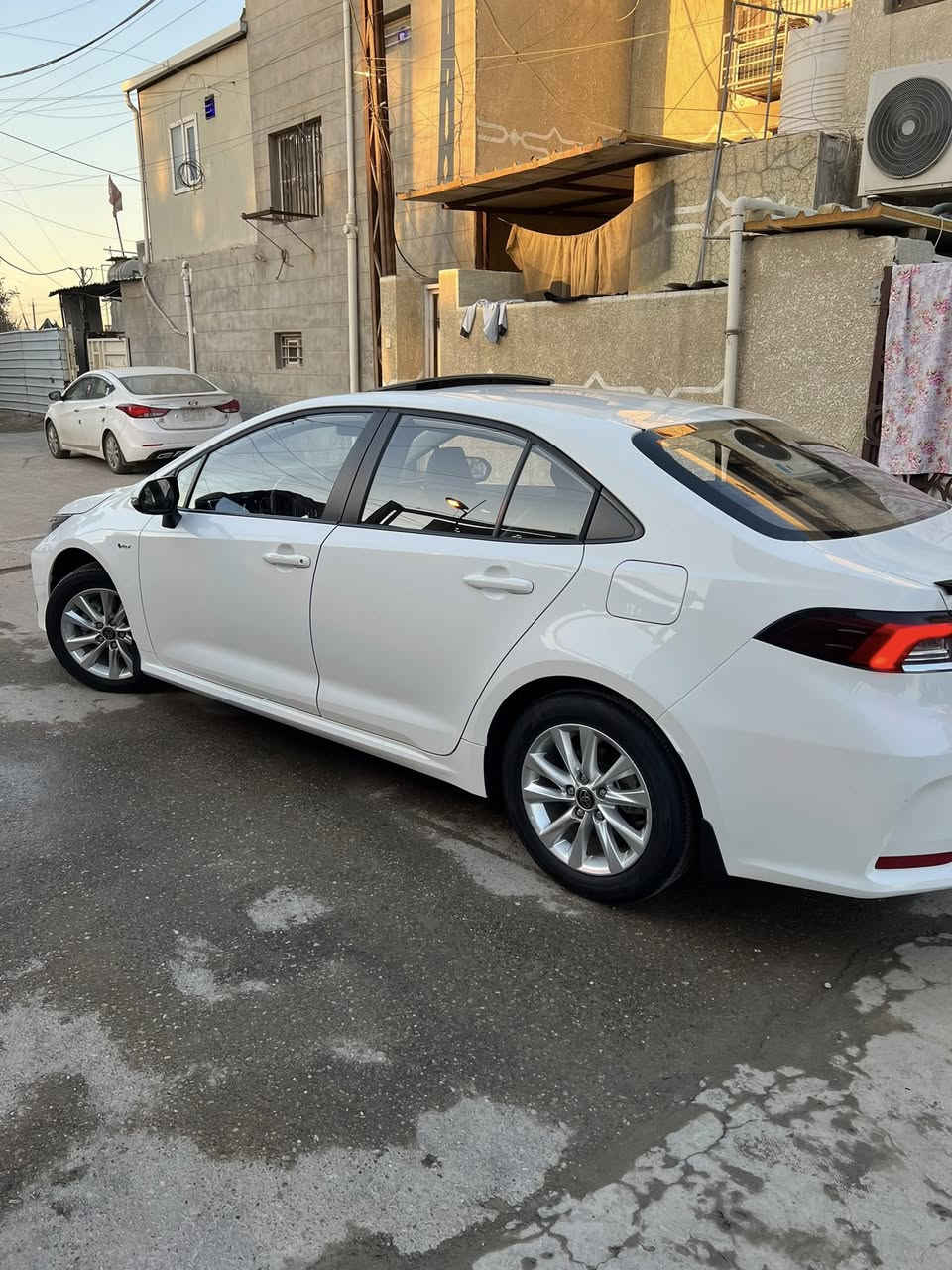 كورلا هايبرد 2024 شكل الخليجي  علامه سوده فول للاخير  ماشيه 34 الف رقم بغداد الإنكليزي بأسمي تحويل ثاني يوم
فتحة سقف
رادار 
تحذير عند خروج عن المسار 
مثبت سرعة 

قيادة ذاتية 
بريك ذاتي عند حاجة 
وضعيات قيادة 3
زر EV 
اوتو هولد 
هند بريك ذكي بصمة 
 فول تحكمات ستيرن 
شاشة كبيرة كار بلي +حاكية 
ويل كب تيوتا 
بك لايت لد اضواء زينون +كشافات زينون 
شاشة عدادات دجتل 
اشاير مري 
تبريد قطعتين ثلج ❄️ 
منافذ طاقة بل خلف  وبل امام 
زر اوتو لايت عالي 
اربع جام اوتو 
داخل جلد بلادي
أناره داخلية لد 
دخول ذكي بدون مفتاح 
ترحيب عند اقتراب 

السعر 155$ وبيها مجال

العنوان بغداد البياع حي الرساله

للأستفسار : ***********
