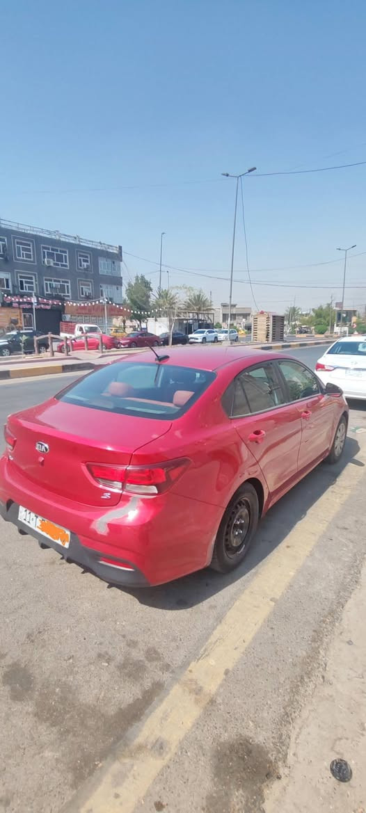 السلام عليكم
ريو موديل 2019 وارد امريكي سبورت رقم بغداد الماني بي ضربه خفيفه بالدعاميه الاماميه عكس السائق و الدعامية الخلفيه ضربه دراجه وخيطته ماشيه 60 الف سيارة كلش نضيفه مابيه اي نقص مثل مموضح بالصورة سعره 123 ورقه وبيه مجال بسيط ، مكان السيارة بغداد الشعب

للتواصل : ***********
