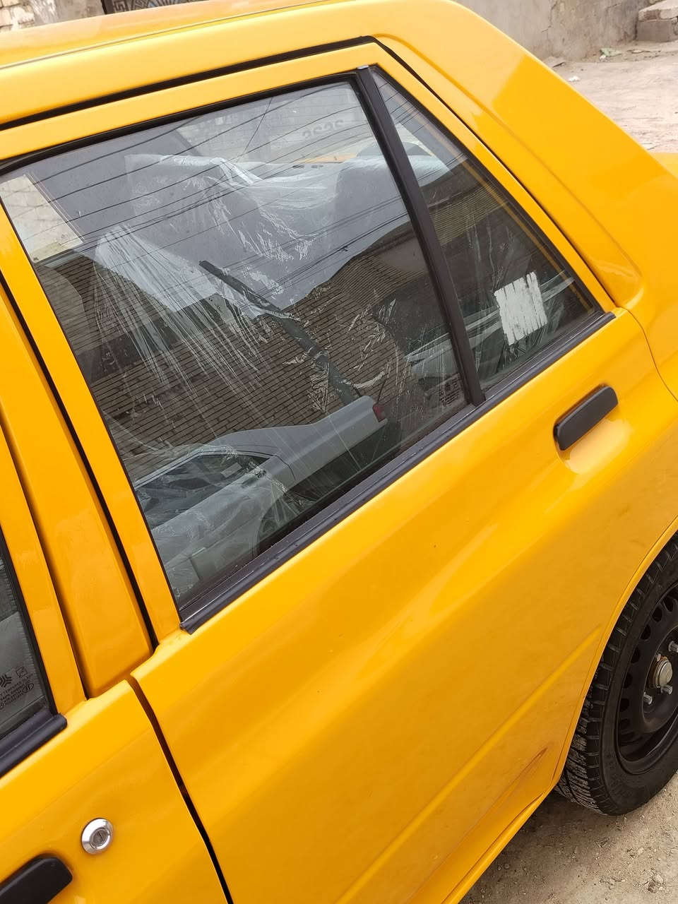 السلام عليكم سايبه موديل 25 ماشيه ٥٠٠٠مكاني بغداد الزعفرانيه السعر ٧٧ رقم ***********
