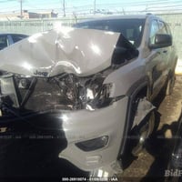 جيب 2019شيروكي بلاك توب لاريدو ماشيه 90رقم بغداد تحويل شوكت متحب فول م...