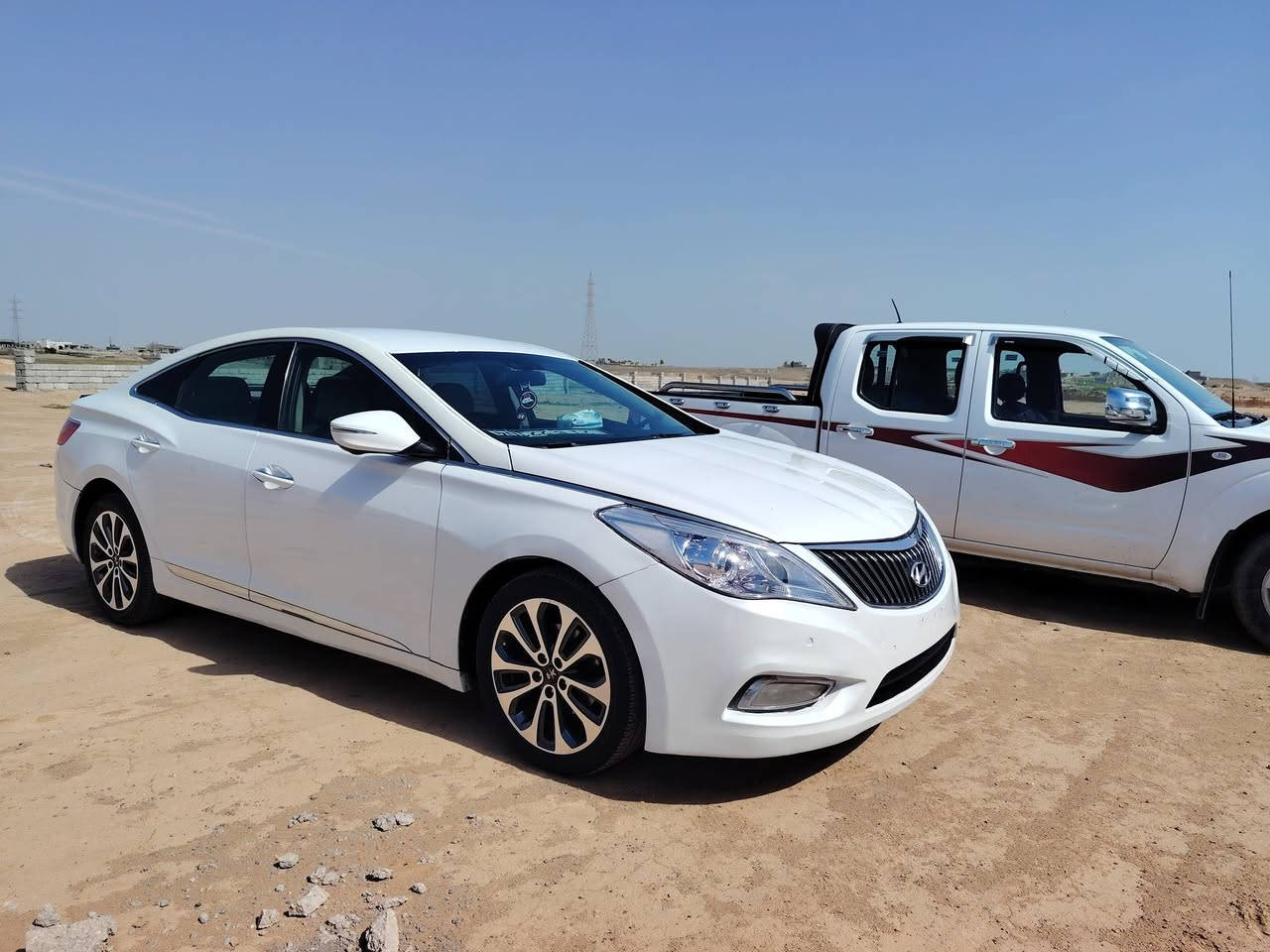 ازيرا
موديل 2012
رقم سليمانيه انكليزي
محرك كير جديد
السعر 105
***********
