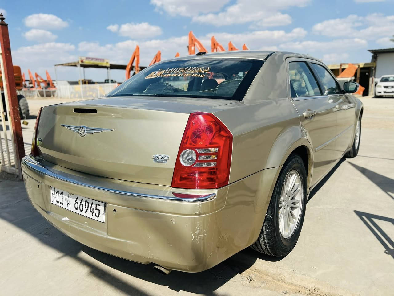 السلام عليكم اوباما 2008  امريكيه بيه صبغ عام السياره جاهزه لاخير حداديه مكينه كير كفاله رقم بغداد انكليزي
 السعر 80 وبيه مجال 
السياره بسمي تحويل ثاني يوم
العنوان بابل الشوملي 
الاستفسار ***********
