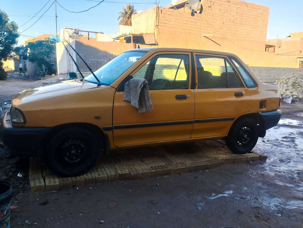 السلام عليكم....
سايبا موديل 2014 سيارة جاهزة مجهزة من تخم تاير مكينة وكير وصدر امامي خلفي مشط ستيرن جديد بوار ستيرن جديد تبريد شغال بس صار خلل بل كهربائيات مالتة داخلها نضيف بي شوي نقوصات بسيطة سيارة ماعليهة غرامات بس هيئة سيارة رقم بغداد تحويل مباشر مكاني بغداد الزعفرانية متواجد واتساب واني خادم *********** السعر 27 وبيها مجال
