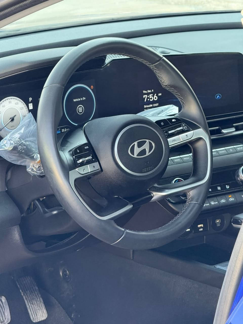 سلام عليكم هونداي النترا ماشيه 30كيلو  موديل 2024 كلين تايتل مع سونار بدون قطره صبغ او ايرباك  او شواصي فقط بارد بل باب 
بدون تبديل 
الفئه SeL  PLuse
سلايد فتحة طكتين 
شاشه دجيتل متصله 
لد امامي + لد خلفي 
لايت دبل عدسه زنون بلاد 
دخول ذكي بصمه
نظام ترحيب للسائق 
اناره ترحيب عند الاقتراب 
صندوق ذكي عندك الاقتراب 
لد مخفي مع اناره مخفيه 64 لون 
سايد بريك كهرباء  
نظام قياده 
رادار امامي + جانبي + خلفي
فول تحكم ستيرن اربع جهات + حاكيه + تحكم بالهاتف 
اوتو هولد 
تحديد مسار + قيادة الية
تحذير الخروج عن المسار مع تحديد سرعه كروز
بريك تلقائي ذاتي 
ستيرين رجاج تفاعلي
نظام تكيف منفصل المناخالسائق عن الراكب
نظام التبريد بيانو 
داخل اسود مطعم بسلفر ورصاصي 
سستم صوت  محيطي 
كامرا خلفيه دواره + مستشعر خلفي 
نظام S رياضي مدمج مع الكير
وبيها بعد مواصفات خير من الله موضح كلشي بالصور 
السياره بدون حادث طخة وسونار موجود عندي 
السياره بدون  رقم 
رقم تليفون ***********
