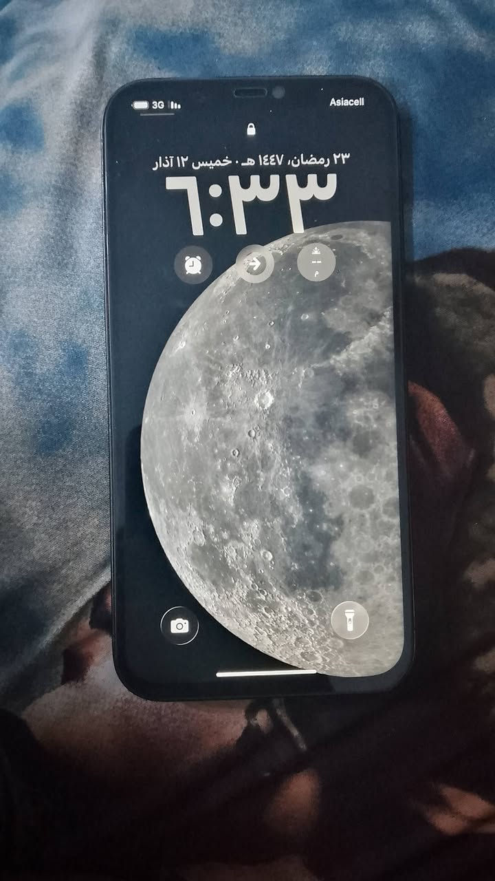 السلام عليكم للبيع  12برو ماكس مبدل شاشه لباقي بلاد وبي فطر صغير بضهر بطاريه 77  سعر 325 

ديالى الخالص ***********
