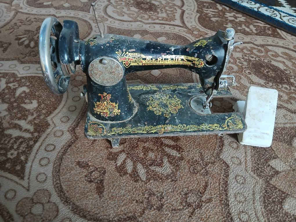 مــــــــكينه 👌خيــــاطــه ✅️للــــــــبيع✌️ نقــــصها👀 فـــــقط💯 مـاطــــور🎆 بــغداد🥶 تقـــاطـــع🪬 النــــــهروان 🚗الــــــــسعر⚡️ /25 / 😘  ***********  😘
