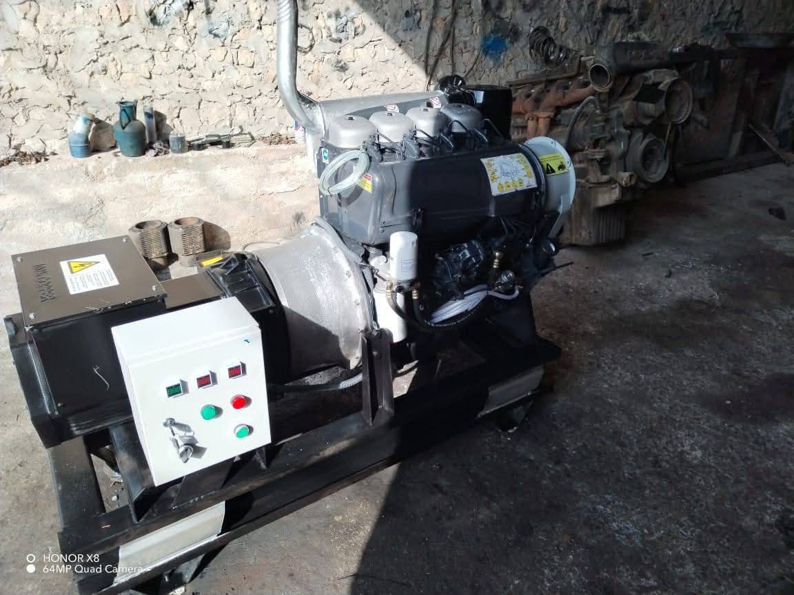 السلام عليكم متوفره مولدات للبيع ***********
