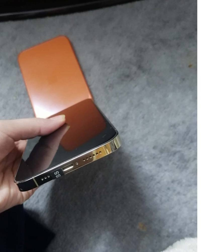 من رخصه الادمن#
سلام عليكم للبيع ايفون 13 برو ماكس ذاكره 256 بطاريه 97 مصعد بل شركه وصل شرا بي قطاره بلشحن ذهبي تك سيَم كارت نضافته 100 بلميه شرط ضد الماي تأخذه ضمان من باب البيت السعر 690وبي مجال كلش قليل
رقم التواصل:***********
