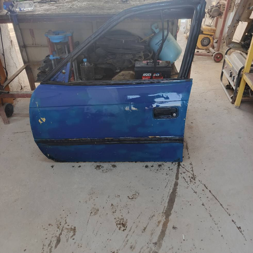 يتوفر ابواب اوبل استرا كامل سستم نظيف وياهن استاب اكسل كامل 1600
عدد اثنين ودرايم شفت جهة اليمين كلهم 200 الف 
***********
