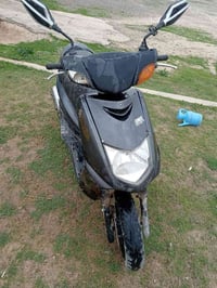 للبيع ماطور يابني نثيه اسعر 350 07829114395