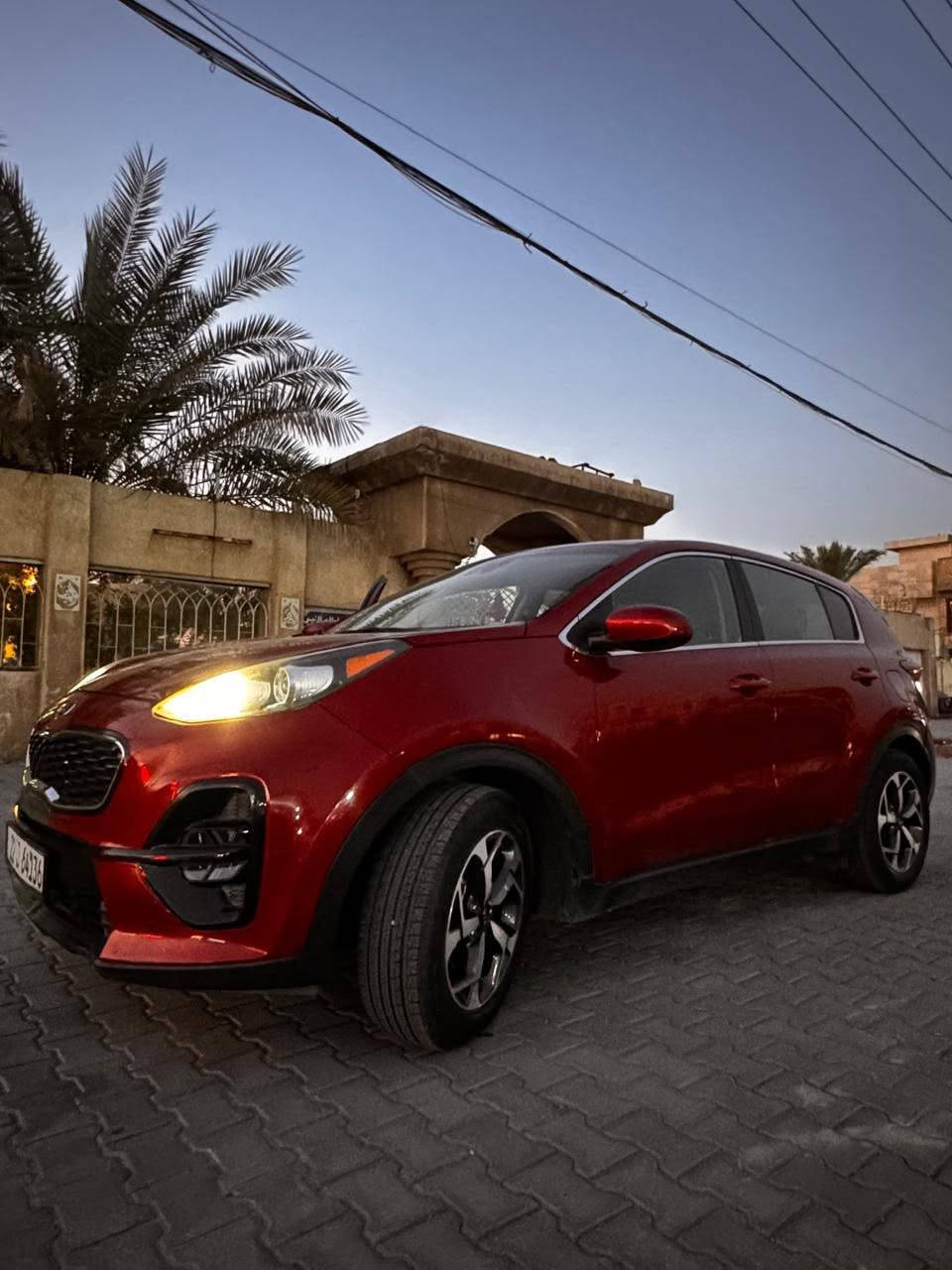 سبورتج موديل 2021 امريكي ماشيه 136 كاصها عله اديه جبتها ماشيه6 الف رقم اربيل الجديد باسمي تريد تحويل تريد وكاله مكفوله من التبديل بجم كبس حادثها بالجنطه موضح بالصوره ليبل واحد السياره جواها تخم تاير جديد كلش حلوه وكاعده السياره السعر  157 وبيها مجال بسيط 
للاستفسار ***********
مكان بغداد الكرخ
