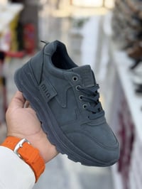 ترانشوز • نسائي شبابي • مقاسات ٣٧-٤١