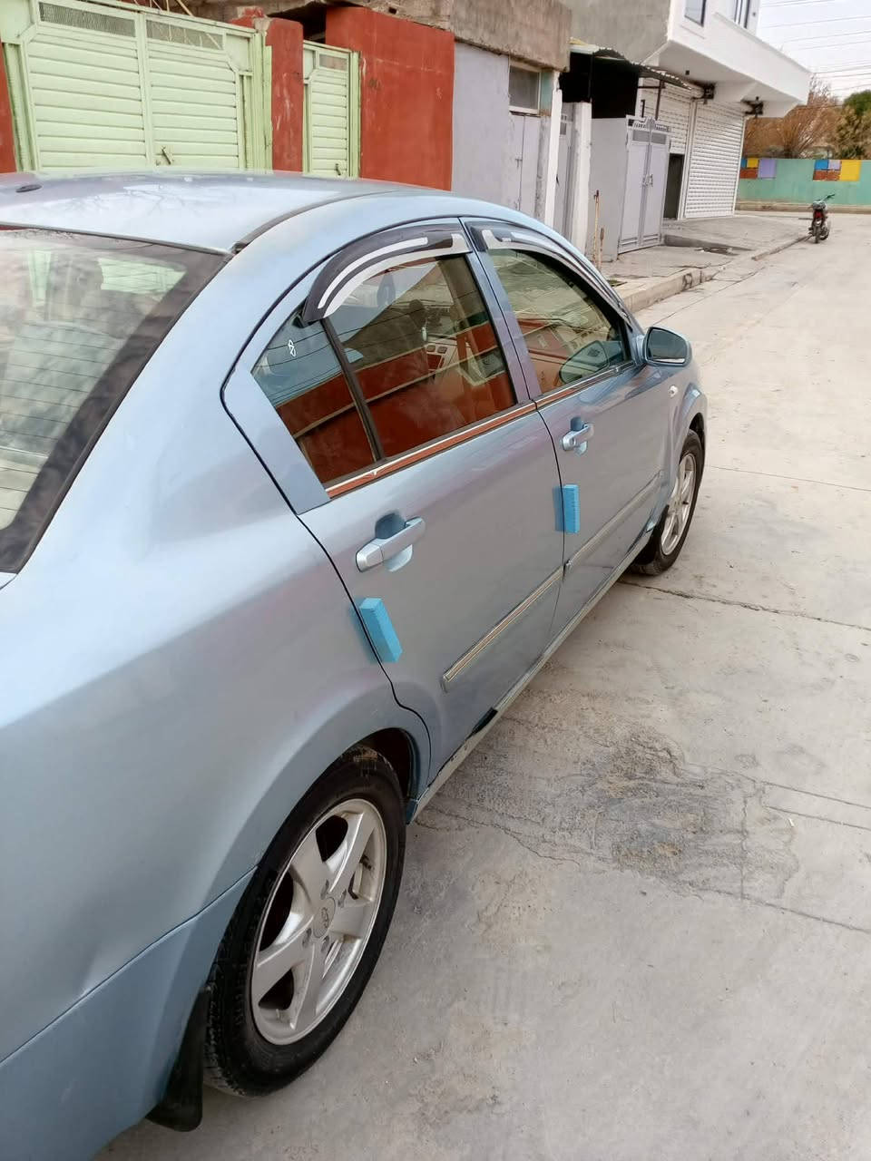 سياره شيري A5 بؤ فڕؤشتن مؤديل 2010 گير و مةكينة بة شةرت هةموو كةهربا ئيش ئةكات گيري سيم مةرغوب سةنةوية پلاستيك مألي مةدةني نيية بي بؤياخ و بي دةعم و بؤ زانياري (***********)
