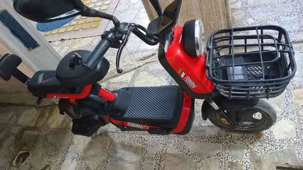 السلام عليكم  درجه شحن البيع النوع الريان درجه جديد  السعر ٢٥٠ وبي مجال *********** عنوني بلديات
