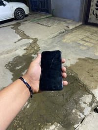 آيفون XS ماكس • ٢٥٦ • فيس ايدي شغال