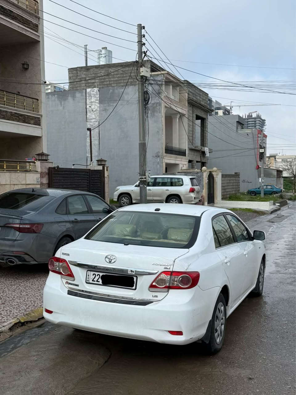 كرولا ٢٠١٣ مكينه بچوك پيشتر ته كسي بووه كرايته وه خصوصي زؤر خاوين ماوه ته وه بي مسروفه به ناوي خؤمانه براوه و به ناو كردن به شه رت *********** أربيل, العراق
