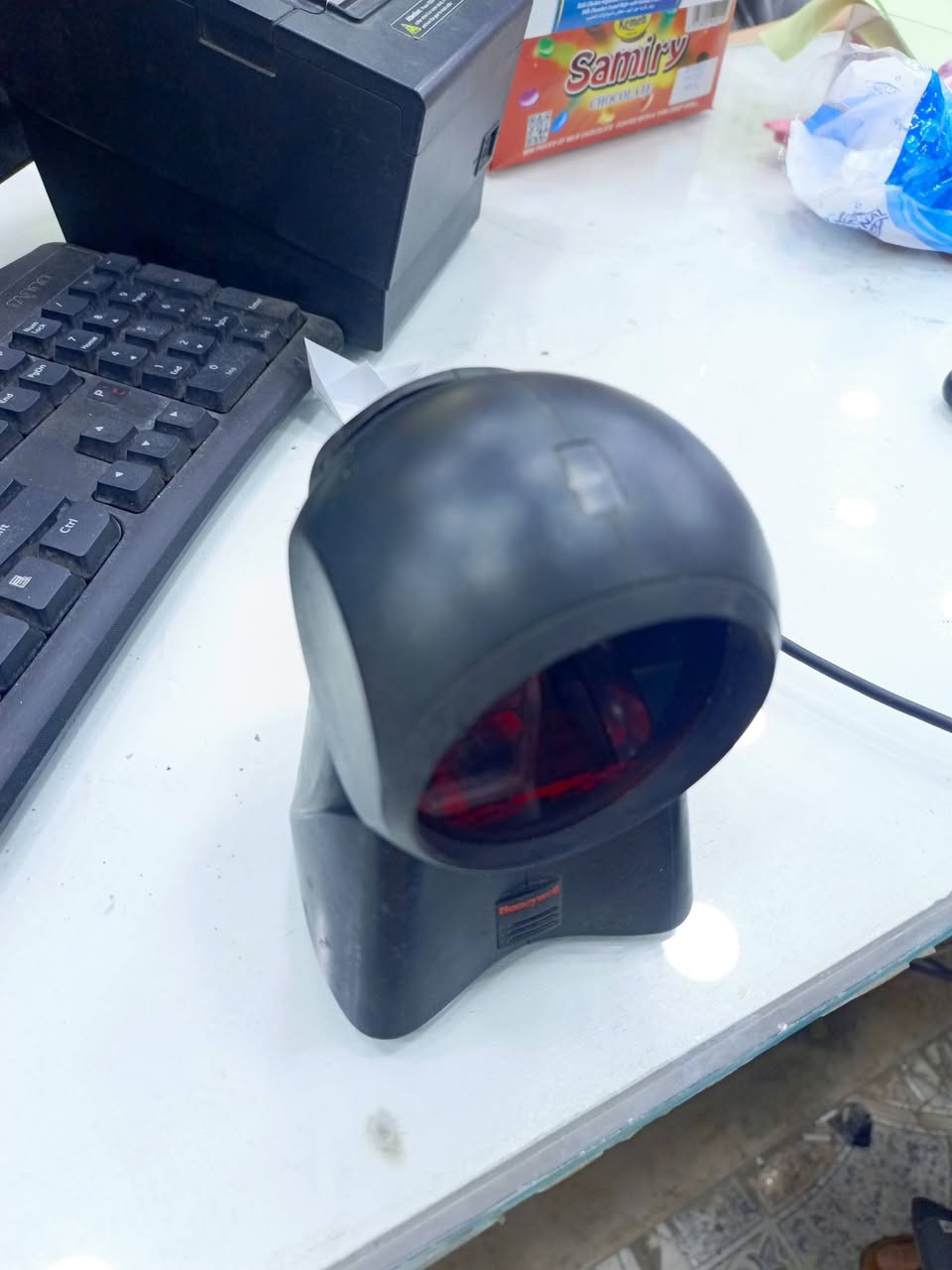 🔥 عرض مميز – جهاز كاشير متكامل للبيع 🔥
هل تبحث عن حل احترافي لإدارة مبيعاتك؟

نوفر لك جهاز كاشير متكامل يساعدك على تنظيم عملك وزيادة سرعة الخدمة 💼

💻 المواصفات:

شاشة لمس Touch من نوع Elo Touchscreen Monitor – سريعة ودقيقة وسهلة الاستخدام

🧾 طابعة فواتير حرارية – طباعة سريعة وواضحة

⌨️ كيبورد للتحكم الكامل

تصميم عملي مناسب لجميع أنواع المحلات

🚀 المميزات:

تشغيل مباشر عن طريق اللمس بدون تعقيد

تسريع عملية البيع وتقليل الأخطاء

مناسب للسوبرماركت، البقالات، الكافيهات، والمطاعم

يدعم برامج المحاسبة وإدارة المخزون

يوفر الوقت والجهد ويزيد كفاءة العمل

💰 جاهز للعمل مباشرة – Plug & Play

📍 مناسب للمشاريع الصغيرة والمتوسطة

📌 تنويه مهم الشاشة منصب عليها برنامج اليسر المختص بالاسواق والشركات. والكافيهات وجميع التفاصيل برنامج حديث ومتطور يدعم جميع المشاريع

✨الشاشة مع البرنامج للبيع السعر 1,000,500 دينار عراقي 

والسعر قابل للتفاوض 

📞 للتواصل ***********
