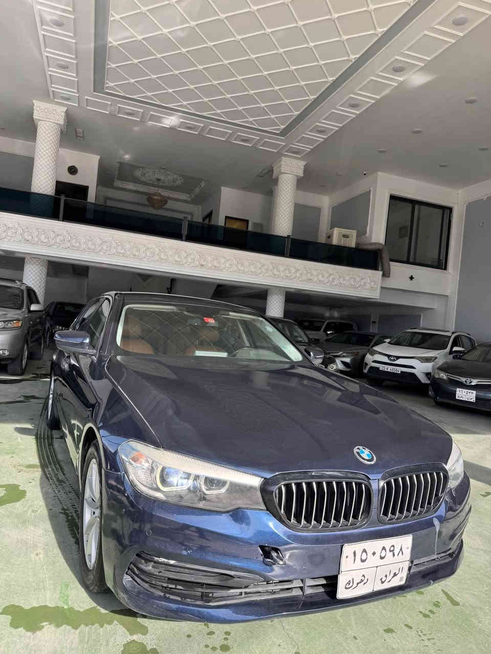 بي ام حجم ٥٢٠ 
سيارة بيها قتعة و نص صبغ بدون دواخل بدون ارباك كير محرك كهربائيات كل بشرط محرك مو مفتوح سيارة فول مواصفات عدا سلايت سيارة كل بشرط بدون مصرف سعر ١٣٨ ورقة مكان دهوك *********** دهوك, العراق
