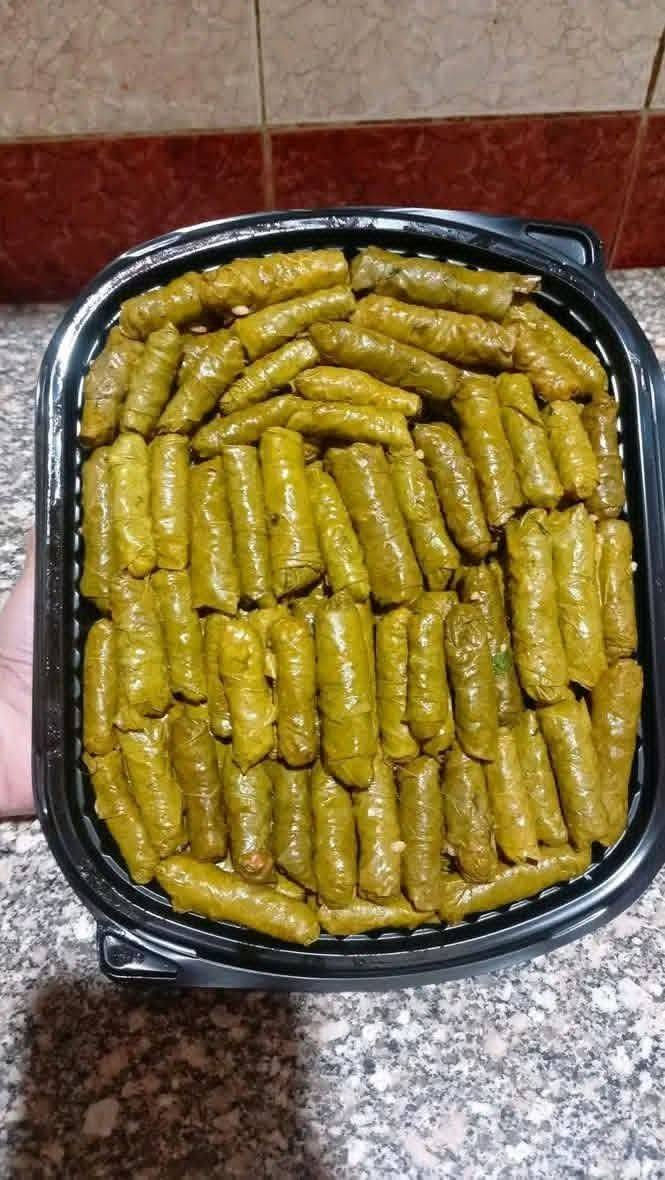🍃 ورق عنب على الأصول 🍃

ورق عنب محضّر بعناية، بنكهة مميزة تجمع بين #النعناع_الطازج، #وعصير_الرارنج_الطبيعي، #ودبس_الرمان، ليمنحك توازناً رائعاً بين الحموضة والطعم الغني الذي يعشقه الجميع. 😍

طعم بيتي أصيل، ومكونات مختارة بعناية لتصل إليكم بأفضل مذاق ممكن. ❤️

📞 اطلب الآن من مذاق الموصل للأكلات الموصلية واستمتع بنكهة لا تُنسى. 
موبايل *********** + واتساب 

#مذاق_الموصل #ورق_عنب #أكلات_موصلية #طبخ_منزلي #دبس_الرمان #الرارنج #النعناع_الطازج 🍃🍋🍇

