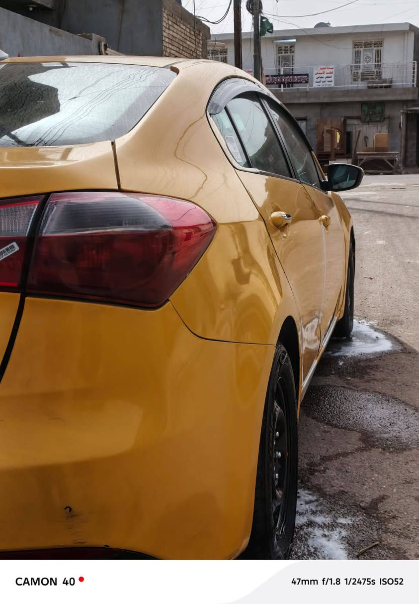 السلام عليكم سياره فورتي اللبيع موديل 2015وارد امريكي مكينه جي تي اي حادثه جاملغ وباب تبديل بل أمريكا سياره جاهزه تبريد تدفئه شغال مكينه كير خير من الله تخم تاير جديد كشن سايق كهربائي مرايات شفط سعر$95$وبيهه مجال اللطيبين اللانتصال ***********المكان بغداد
