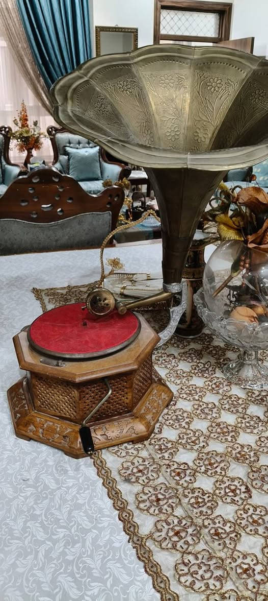 كرام فون hms كرنك ميكانيكي بالكامل شغال بالكامل نقصه ابره فقط فقط مراوس بسستم نظيف جدا


**إذا كنت صاحب هذا الإعلان وتريد حذفه لأي سبب، رجاءا أرسل رسالة إلى الدعم الفني**