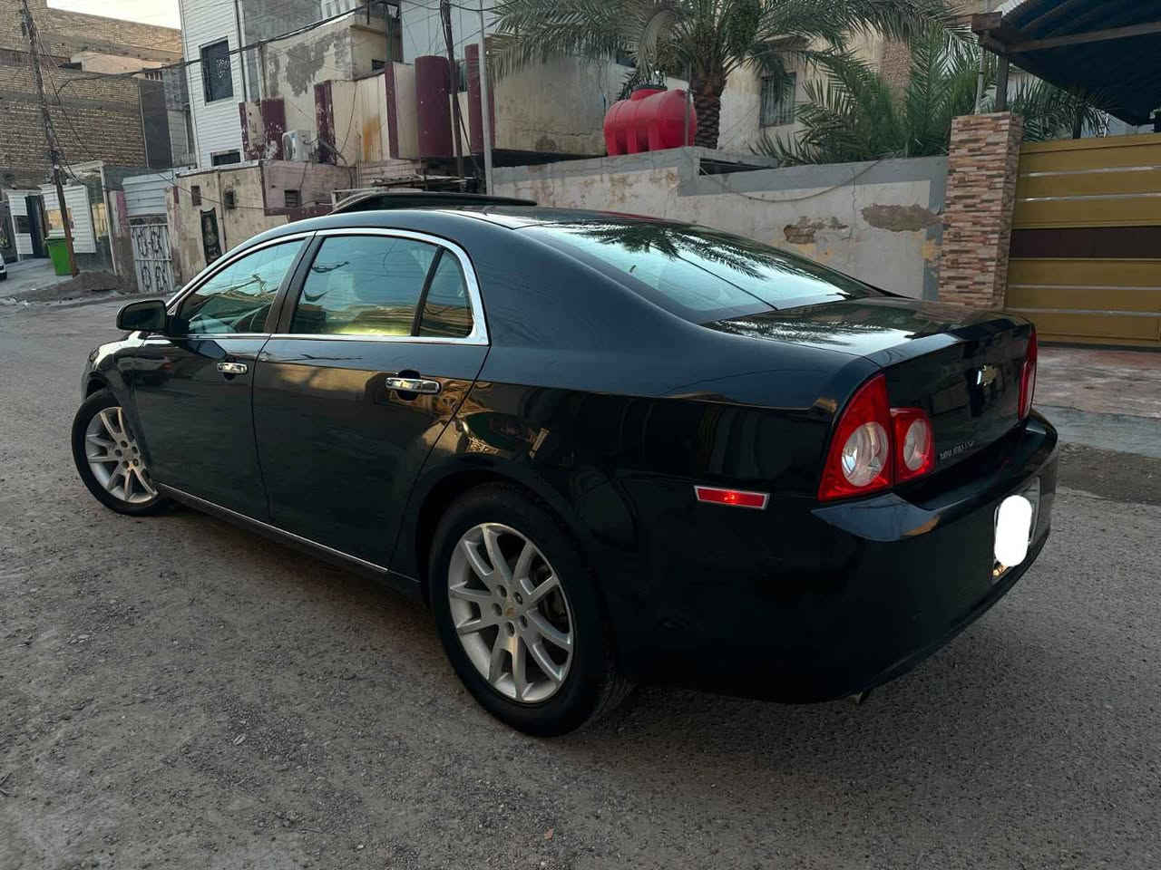 السلام عليكم 
للبيع شيفروليت ماليبو 2012 خليجي
رقم الهاتف ***********
مكان السيارة بغداد 
المواصفات فول الفول ‏LTZ 
وارد خليجي الفول مواصفات سيارة كفالة من الشخط والضربه والصبغ
مواصفات السيارة
فتحة سقف بنوراما 
تشغيل عن بعد
محرك 4 سلندر  كير مكينة ضفاير ما ملعوب بيهن
حجم محرك 2400
داخل اسود وبيجي  + صاج ملكي 
كشنات كهرباء
كشنات جلد لونين
كشنات تدفئة
تحكم استيرن
ثبيت سرعه
مانع انزلاق
تبريد ثلج منظومة قبل شهر شديتها جديده 
تدفئة شغال شركة
كير محرك كلش جديد بشرط ضفاير بلادي
تخم تايرات جديد ياباني
صدر امامي خلفي 
سيارة ما متعوبة وجديدة وبدون شخوط كشرها بشرط مرايه
وكهربائيات كلها شغاله ما ملعوب بيها كولها عل بلاد
وهاي السياره تقريبا انظف ماليبو موجودة بالسوك 
مابيها برغي نقص بدون مصرف جاهزه 
رقم اربيل انسه الغرامات 😅 وهزة جديدة ورقم جديد شرط التحويل
السعر 92 وبيها مجال للاستفسار الاتصال على الرقم اعلاه المحمودية, بابل
