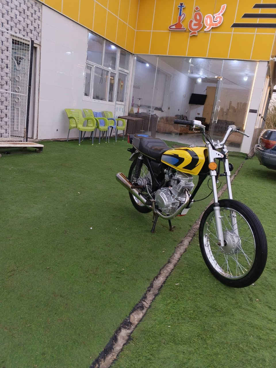 سلام عليكم شباب دراجه للبيع موديل 22سنويه رقم بعدة على  سحك اسعر خاص وهذا رقمي ***********
