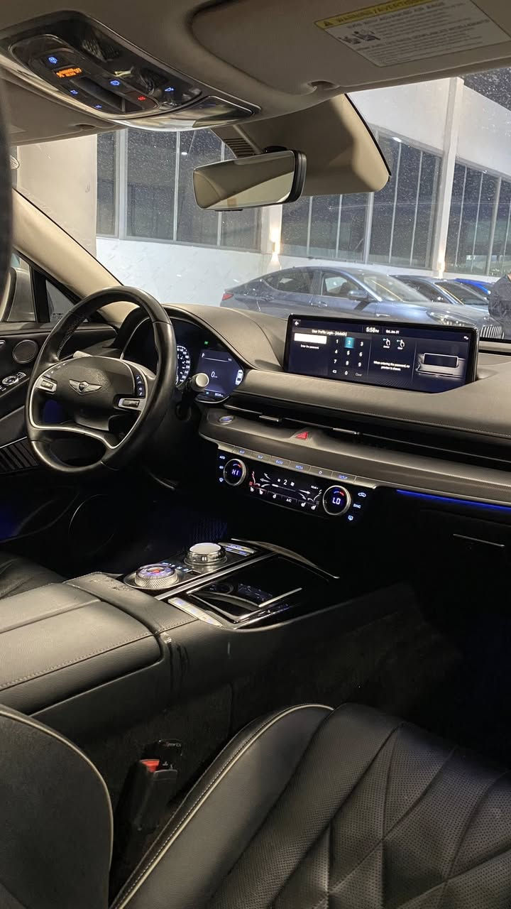 ⚔️Genesis G802.5 L 300 HP Twin Turbo ⚔️

مكان السيارة دهوك معارض الجديدة 
ماشية : 23 الف ميل فقط

الموديل : 2023

المحرك : 2.5L  

القوة الحصانية : 300 HP

الضرر : جملغ وبونيد صبغ فقط 

المواصفات : 

* داتا شو 

* تشغيل عن بعد

* انارة LED داخل المقصورة 

* صندوق جك كهربائي 

* بردات جانبية 

* بردة خلفية كهرباء 

* كشنات جلد 

* ستيرن كهرباء 

* 5 وضعيات قيادة ( Eco - Comfort - Sport - Costuom )

‏* Auto Hold

* شحن وايرليس

* سستم سماعات Lexicon

* بانوراما

* شاشة كبيرة

* رادارات امامي وخلفي وجانبي

* كشنات  كهرباء 

* كشنات تدفئة + تبريد

* حساس360 درجة 

* حساسات امامي وخلفي

* نظام تحديد المسار 

وباقي المواصفات المعروفة 

 كير ومحرك وصدر وكهربائيات كله بشرط 

السيارة مرقمة دهوك جاهزة شرط التحويل

 السعر : 268 $

للاستفسار الاتصال على الرقم 
***********
