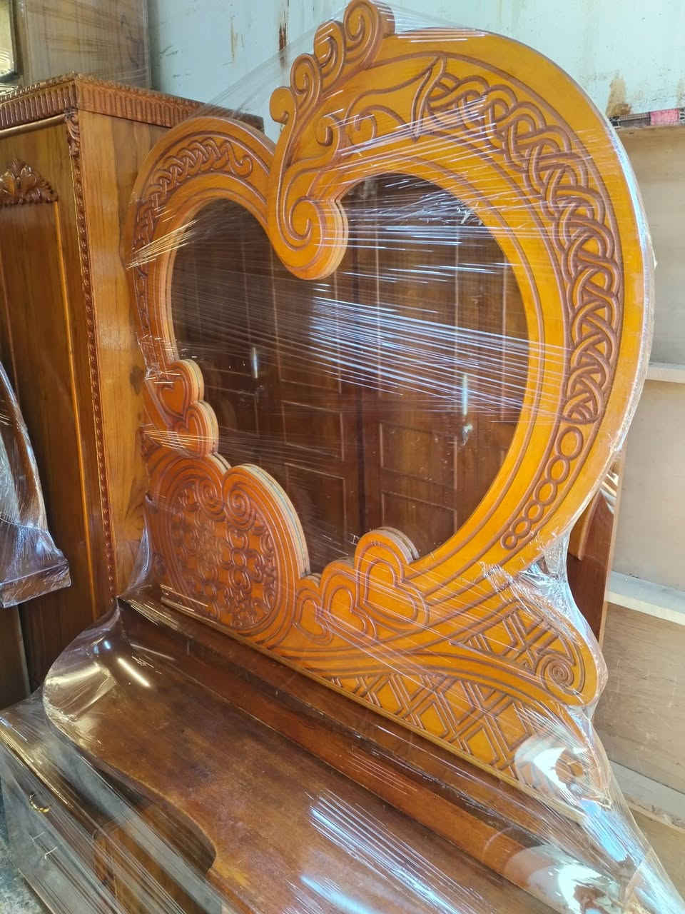 غرفه 5باب حيل حلوه شغل ثقيل ونضيفه السعر 525
***********
***********
