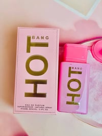 عطور HOT • وردي • أنثوي زهري