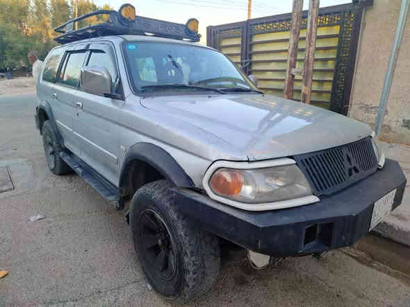 مسيوبيشي ناتيفا 2007 للبيع السيارة غاز وبانزين بيها بارد بالبنيد وطعجة باب السايق جافي عليها تكتك ... مشدود عليها درع ناتيفا امامي وخلفي وسيابية تفصال ومشدودلها مروحتين كهرباء...المحرك وتفرعاتة كلها جديدة شادها قبل شهري تبريد شغال وكومبريسر جديد. مكان بغداد 
السعر 67
***********
