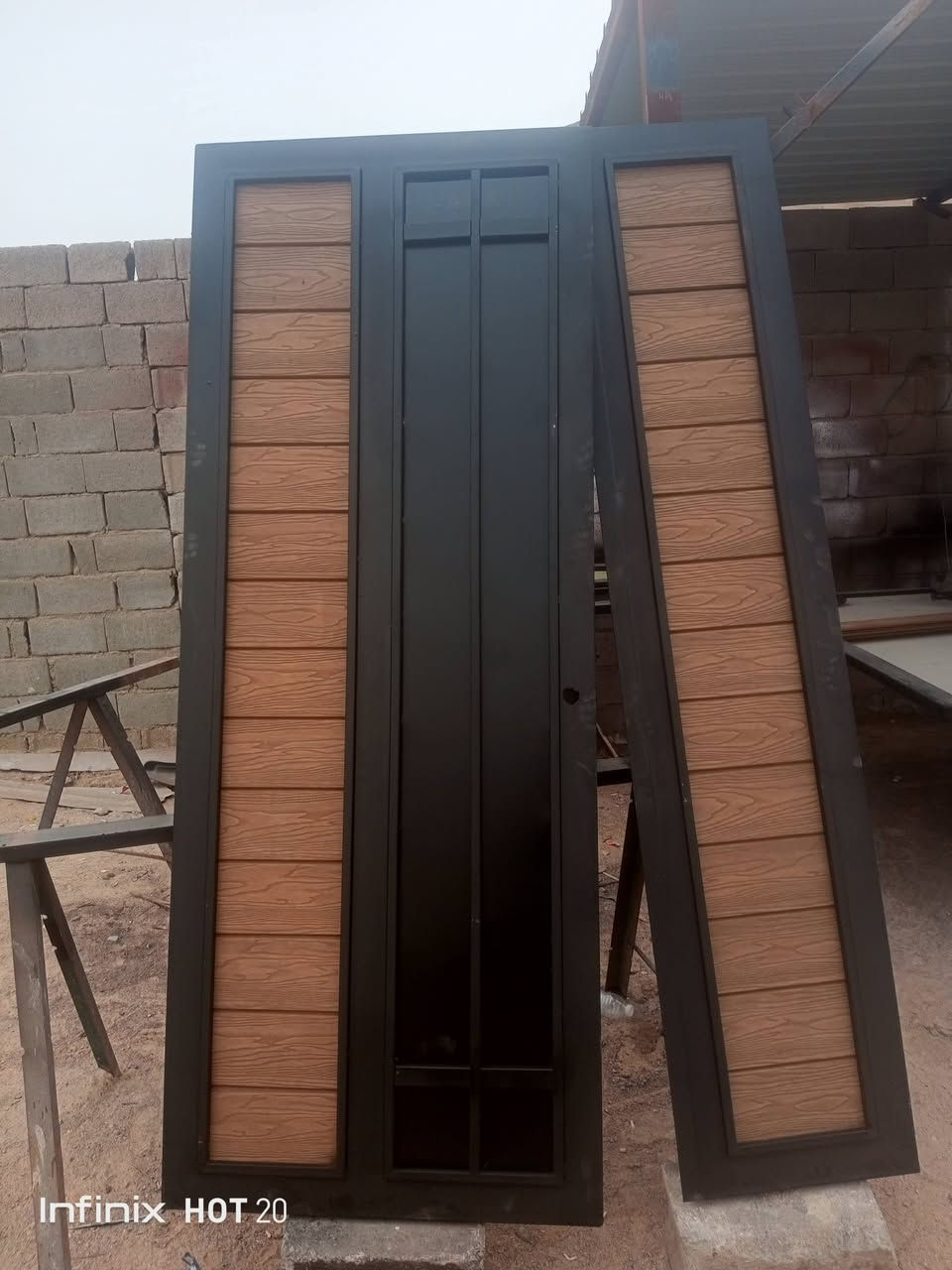 ورشة حداده عامه 
#ابواب -شبابيك 
 ابواب بدل الخشب 
باب قاصه .
 #محجرات 
#مراجيح -ميز طباخ  
#كرفانات سندوج 
صيانه وصبغ . لحديد القديم ابواب شبابيك 
العنوان /البصره /الزبير 
كذلك ورشه متنقله لجميع مناطق المحافظه 
للتواصل ... ***********
واتساب .....***********
 عمل درجه اولى  . 
باسعار مناسبه  وجميع المديلات
