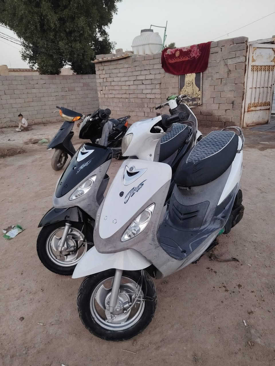 سلام عليكم للبيع دراجات ماكسات منغولي بوشه 49 بلاد شرط الفحص ما مفتوح بيهن برغي كله شغاله سلف هندر كهربائيات شلعه تخبل مشي خير من الله كله ختم واحد السعر خاص العنوان ناصريه مركز الاستفسار ***********
