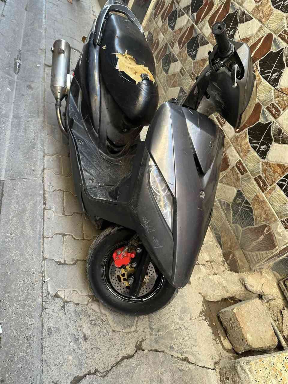 سلام عليكم ماكس ثلعب 140دراجه حلوه وكلجات خلفي امامي رياضي كهربائيات كلهه شغاله مابيهه اي نقص تشغل وتطلع السعر 450الف التواصل مع الرقم ***********
