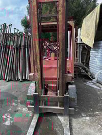 رافعه فرنسيه موديل 81شغاله بس بريك مابيه مكينه مكفوله كله شغال حركتين ...