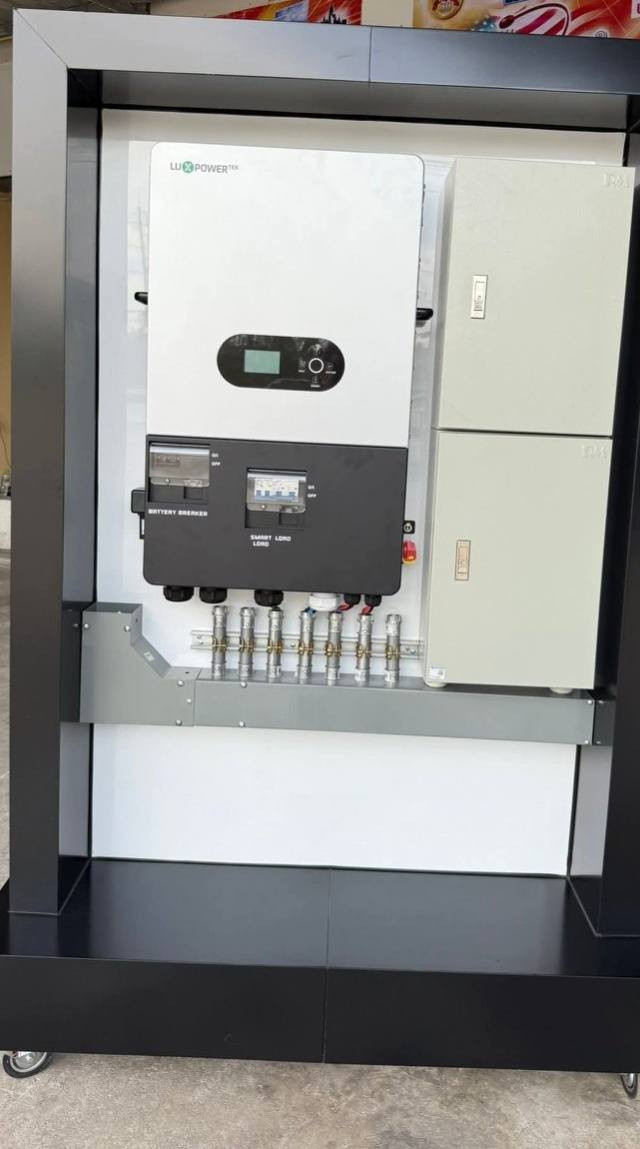 سلسلة من العربات المنظومات الجاهزة لماتحتاج كادر تنصيب بيدك تشد الحار والبارد وبيتك يشتغل بفولتية ٢٣٠ عندنا ١٠امبير و١٥امبير و١٦ امبير  و٣٠امبير و٤٥ امبير 
للتواصل *********** ذي قار ناصرية توصيل لجميع المحافظات 
#مكتب علي سر الوجود لطاقة الشمسية
