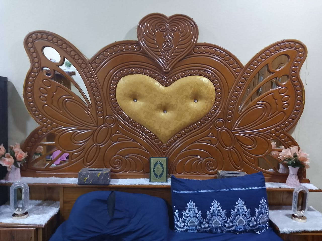 السلام عليكم 
غرفه نوم كامله استعمال شهر الغرفه كلش جديده الشراي يجي خاص 

او يتواصل على الرقم ***********
