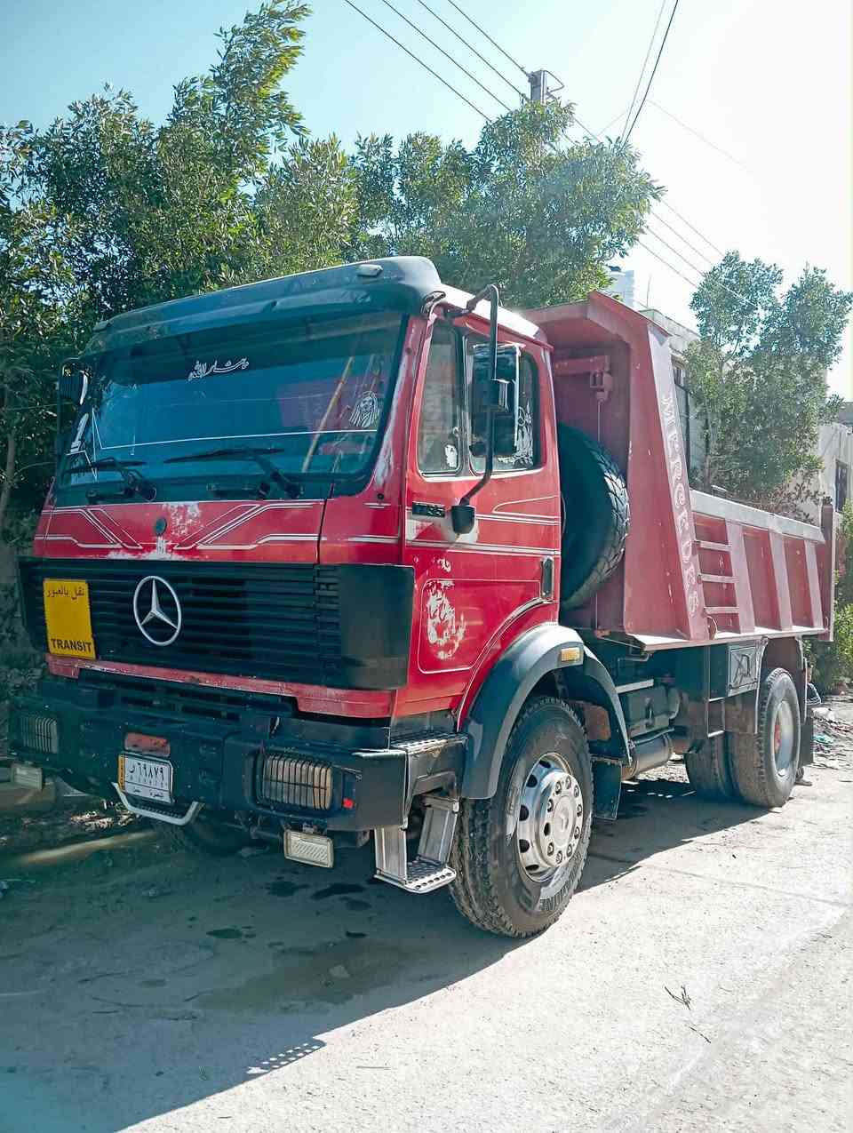 السلام عليكم 
السياره للبيع  بلادي كلاب مكينه 35 كير 155 شاصي حجم 17 كفاله عامه 
للاستفسار ***********
