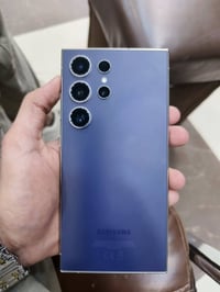 S24 الترا ٢٥٦ • خدوش خفيفة • كامل ملحقات