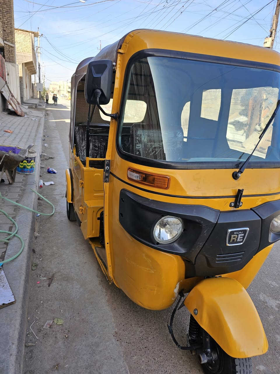 سلام عليكم تكتك موديل 22 مرقم بغداد كفاله عده الغد معمر وموضح بالصوره مكينه لا تبخير ولا تنقيص مكاني بغداد الشعله الشراي يتصل او واتساب ***********
