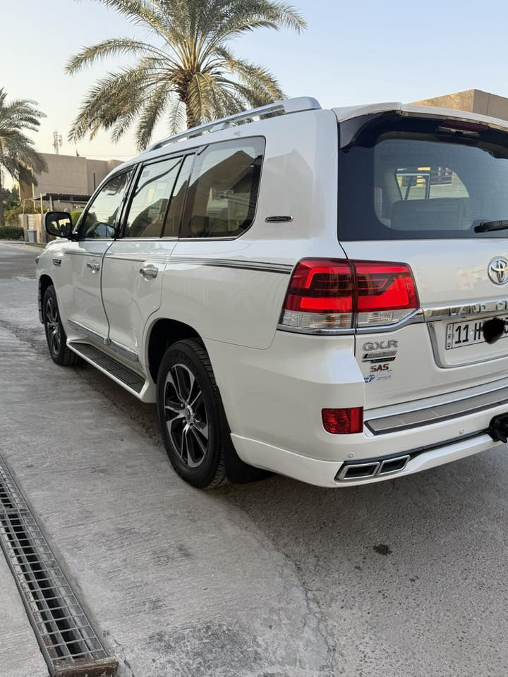 لاند كروز 2021 ساز باب اول سبشل ادشن
فول مواصفات ماشيه 85 الف 
مكفوله كفاله عامه 

رقم بغداد باسمي 

سياره جديده بمعنى الكلمه 

متواجد واتساب ***********

بغداد زيونه
