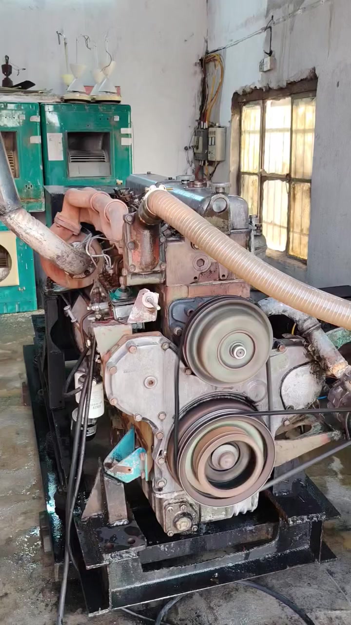 بيع مولد سكانيه 12.30 توليد 200
رقم ابايع
***********
