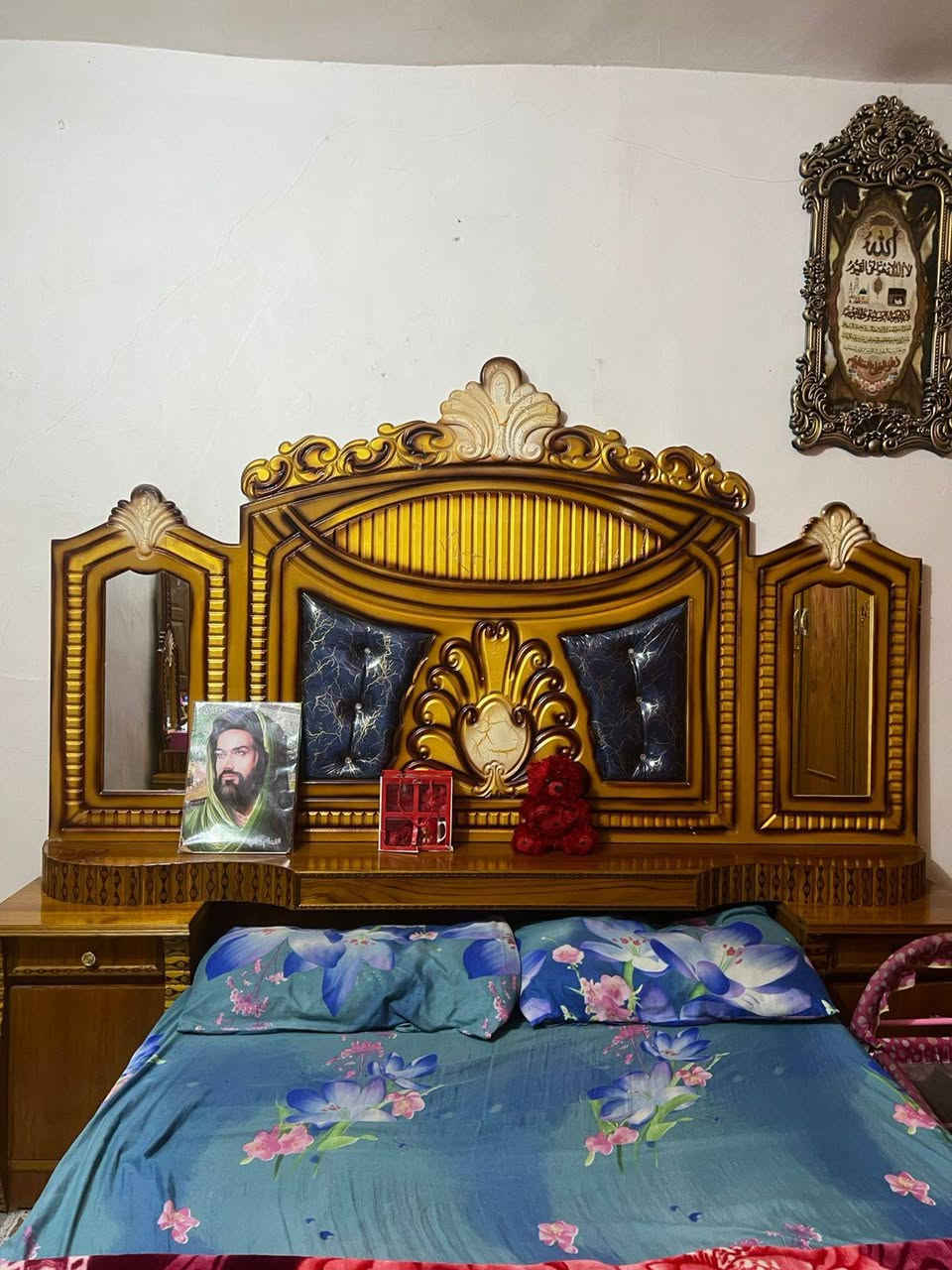 غرفه لبيع 
***********
