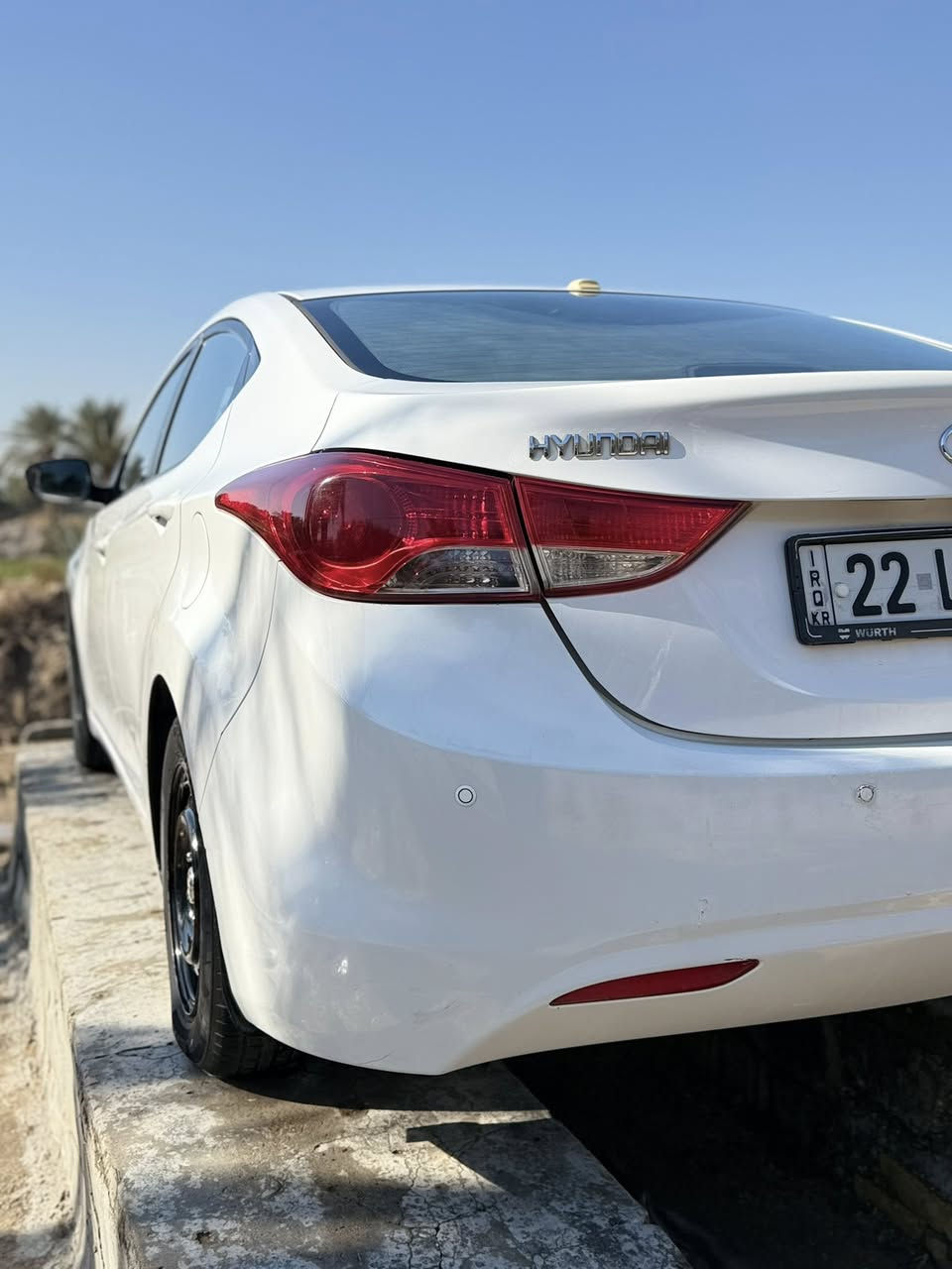 السلام عليكم
-هونداي الانتراً
-موديل 2013
-رقم اربيل تريد وكاله او ب اسمك 
-مكفوله من تبديل :بيها صبغات بسيطه +بارد بسيط
-الاستفسار اكثر الاتصال ع الارقام
***********
