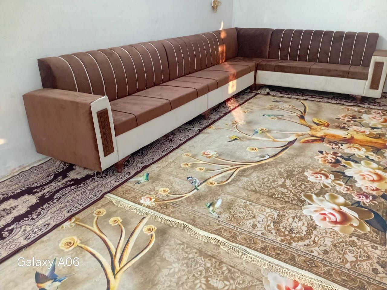 السلام عليكم ديوان ١٠ مقاعد للبيع جديد بعده بالجيس تفاصيل واتساب
‏‪***********‬‏
