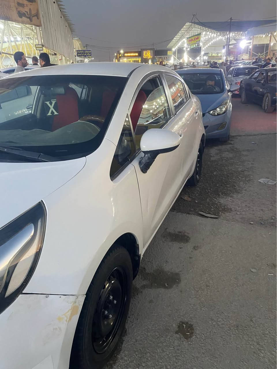 سلام عليكم كيه ريو جاهزه كير محرك تبريد عايزه شويه حداديه 
ضرر السياره قتعتين 
جاملغ خلفي شوي لايح لباب صبغ فقط
جاملغ امامي صوب لصدر صبغ فقط 
بدون داخل 
مكان سياره النجف
سياره فول عميه 
شاشه جديده 
تحكم ستيرن
مري شفط
ECO اصراف بانزين
لتواصل ***********
النجف الأشرف النجف, العراق
